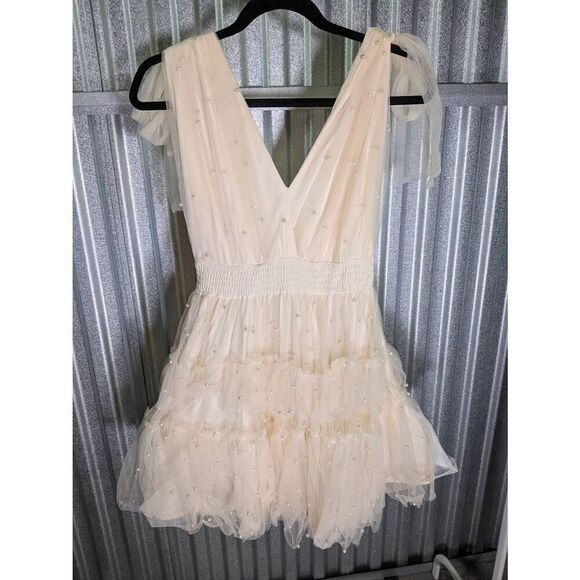 Mable White Pearl Stud/ Swiss Tulle Mini Dress Women's Medium - Picture 3 of 7
